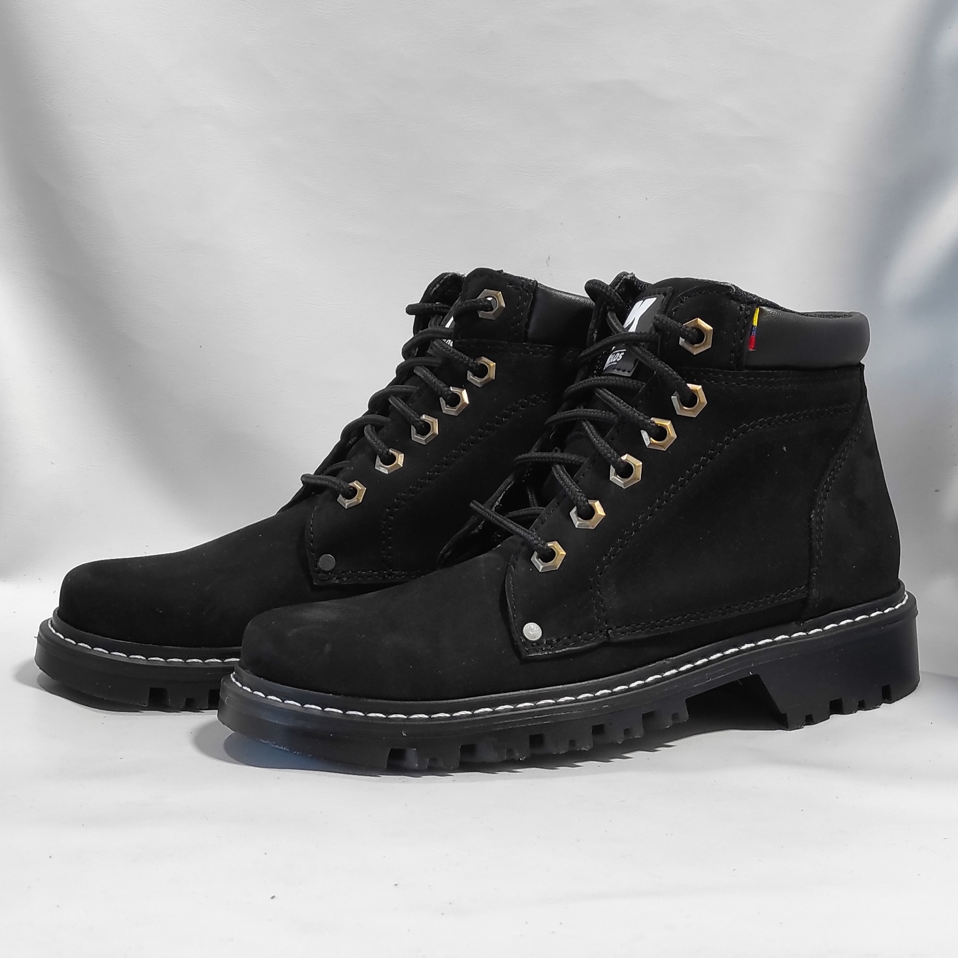 Bota de Cuero Urbano y Senderismo | Kolos Chapola - Image 12