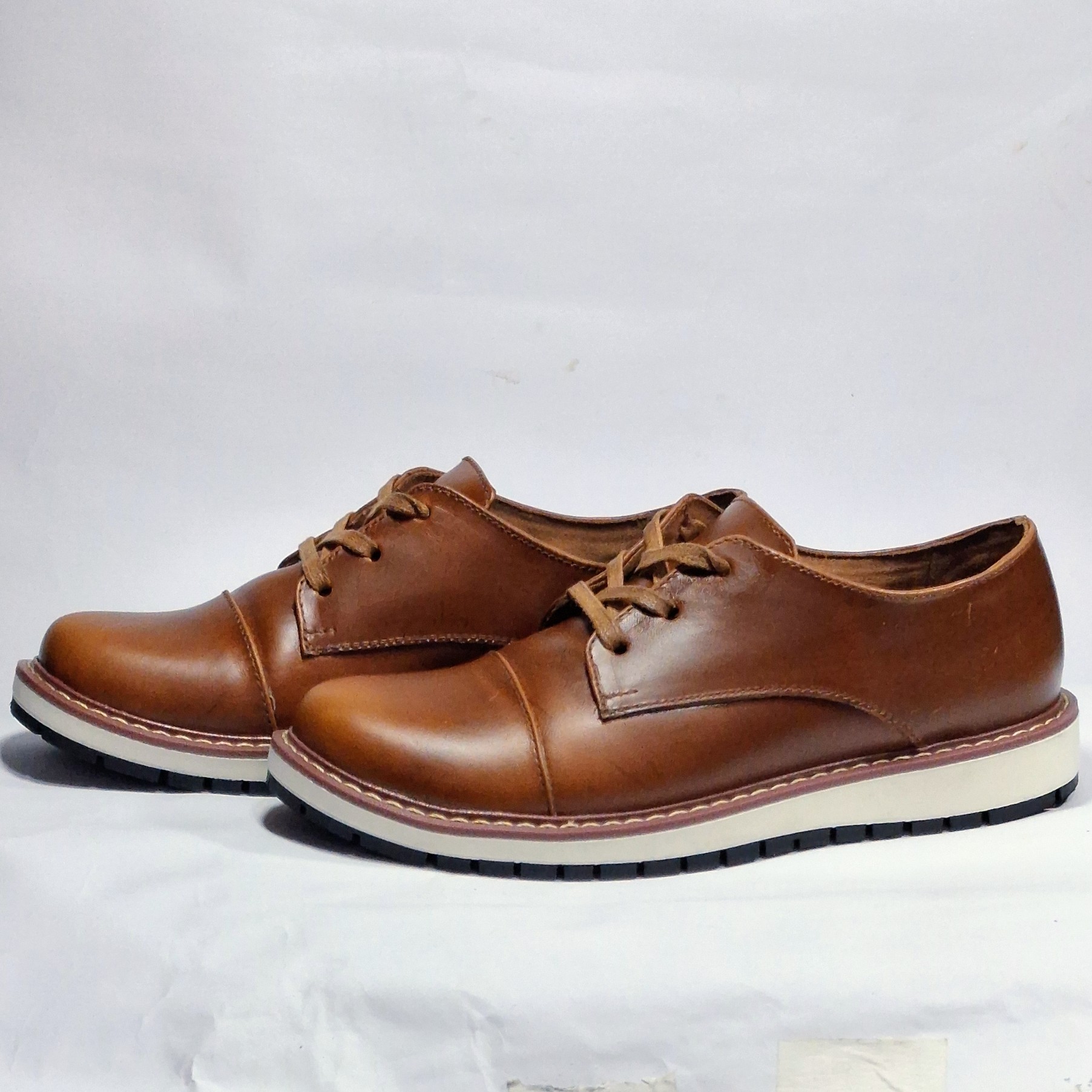 Zapatilla Casual de Cuero Urbano - Kolos Origen - Image 4