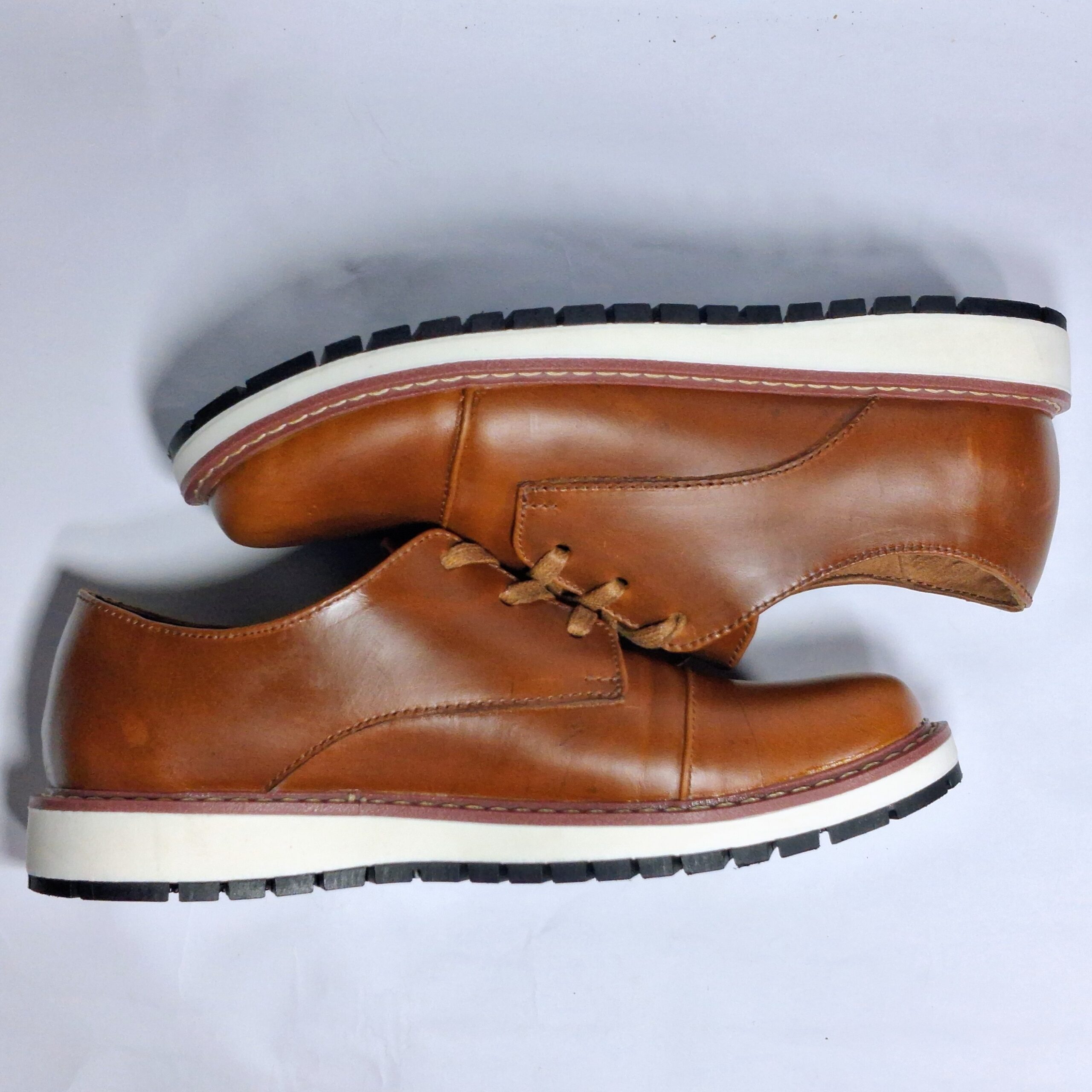 Zapatilla Casual de Cuero Urbano - Kolos Origen - Image 5