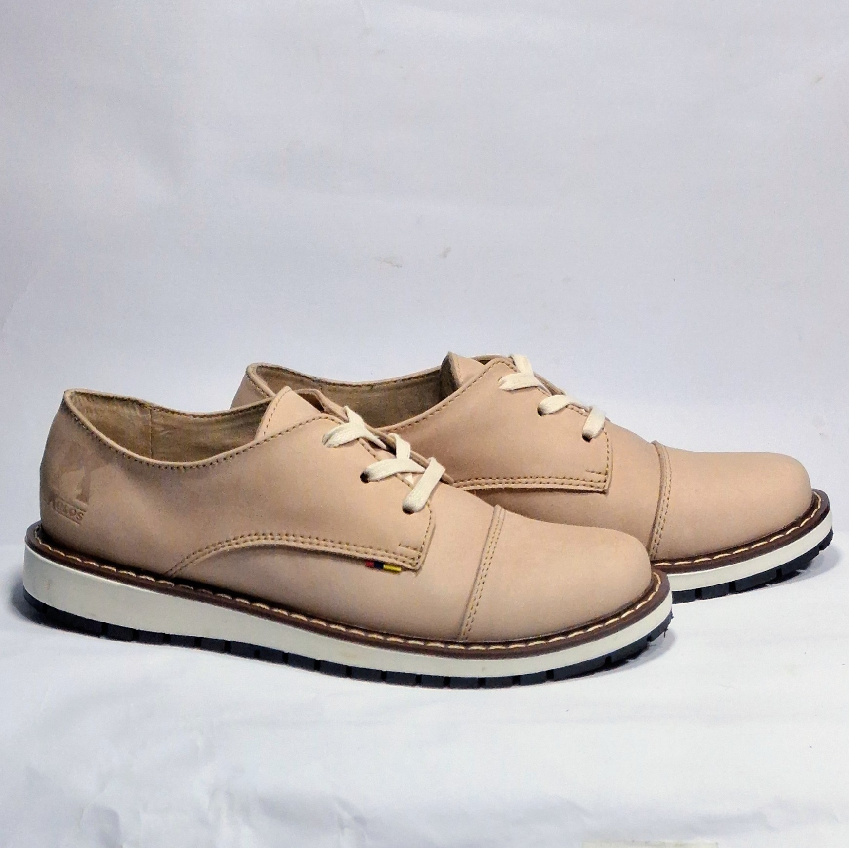 Zapatilla Casual de Cuero Urbano - Kolos Origen - Image 9
