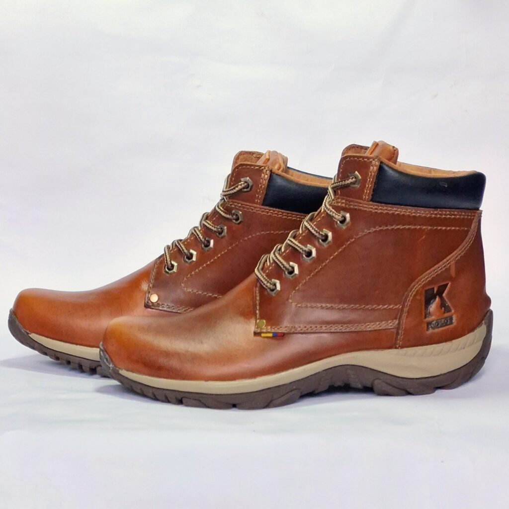 Botas de cuero Kolos Chapola de caña baja