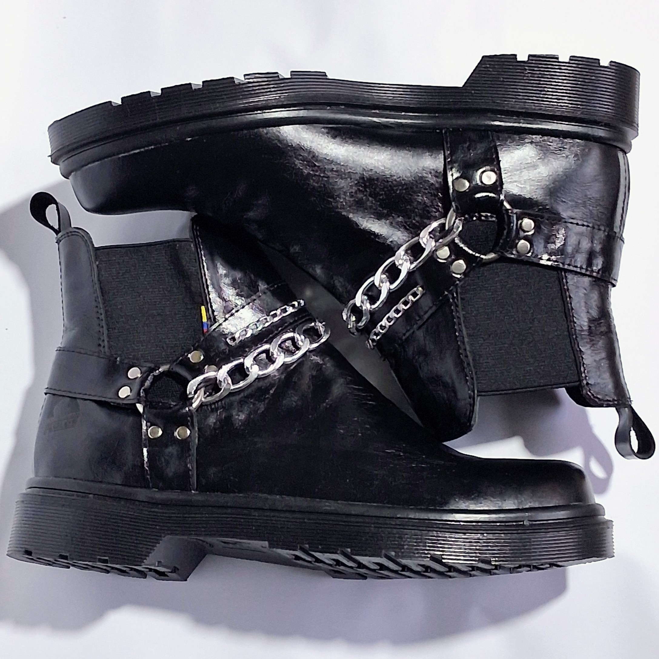 Bota Urbana con Cadenas - Kolos Micelio Élite - Image 3