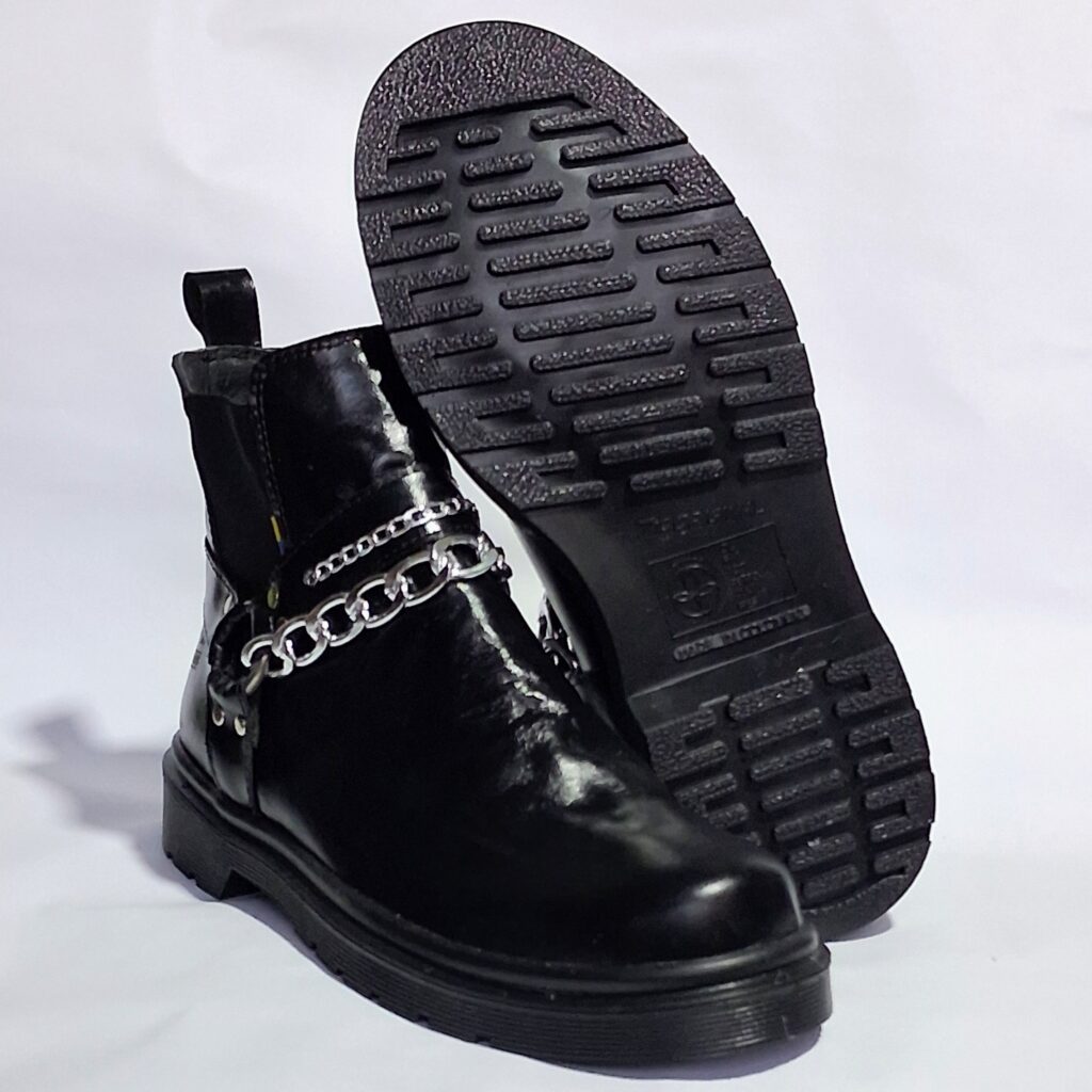 Bota Urbana con Cadenas - Kolos Micelio Élite