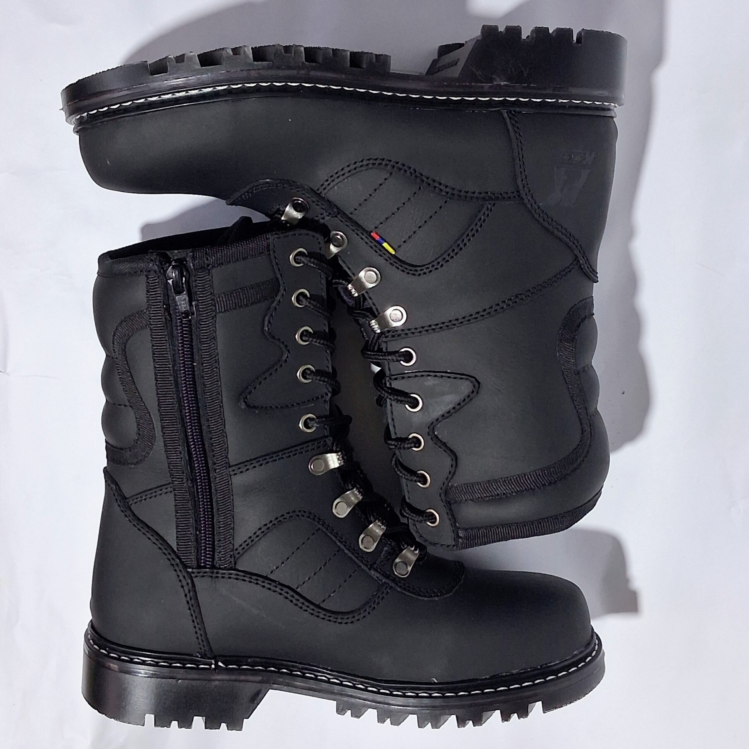 Bota de Alta Montaña en Cuero - Kolos Comando